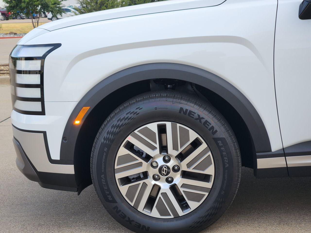New 2026 Hyundai Palisade SEL Premium FWD image 5