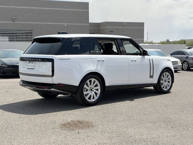 New 2026 Land Rover Range Rover Long Wheelbase SE AWD/4WD image 18