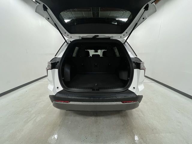 Certified 2025 Chevrolet Equinox LT image 25