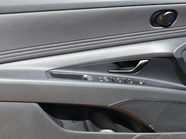 New 2026 Hyundai Elantra Sport image 22