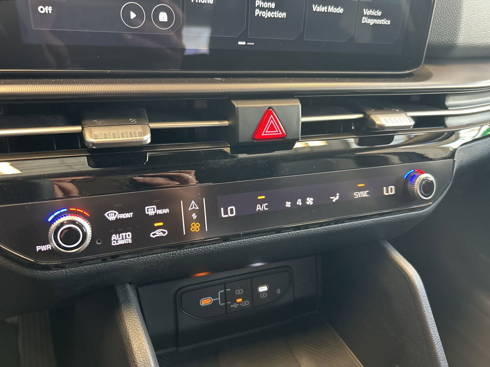 New 2026 Kia Sportage EX image 29