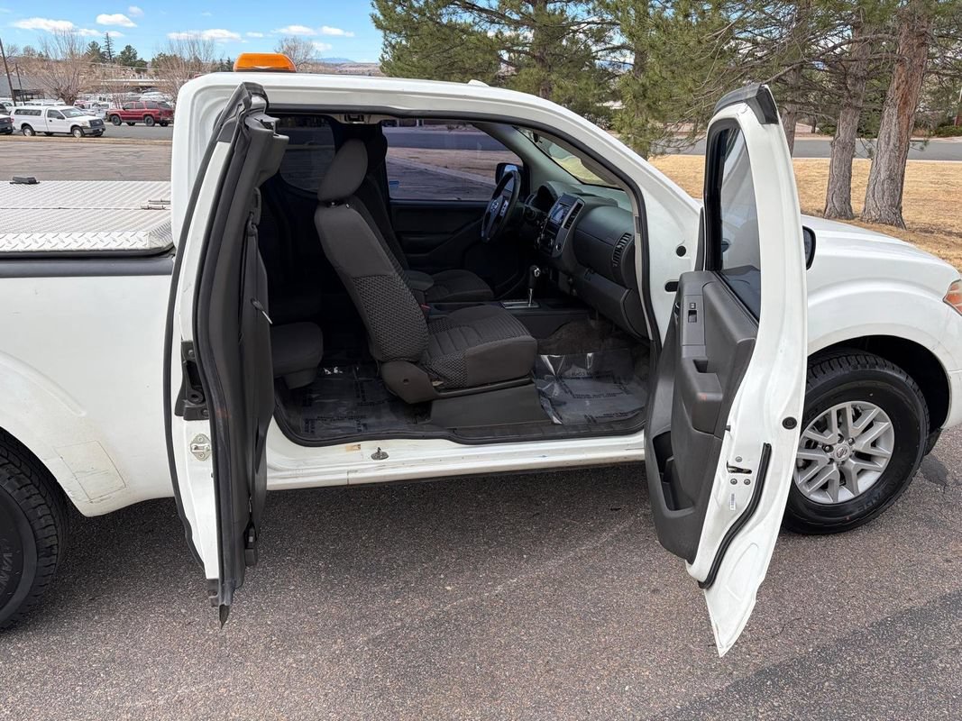 Used 2018 Nissan Frontier SV AWD/4WD image 21