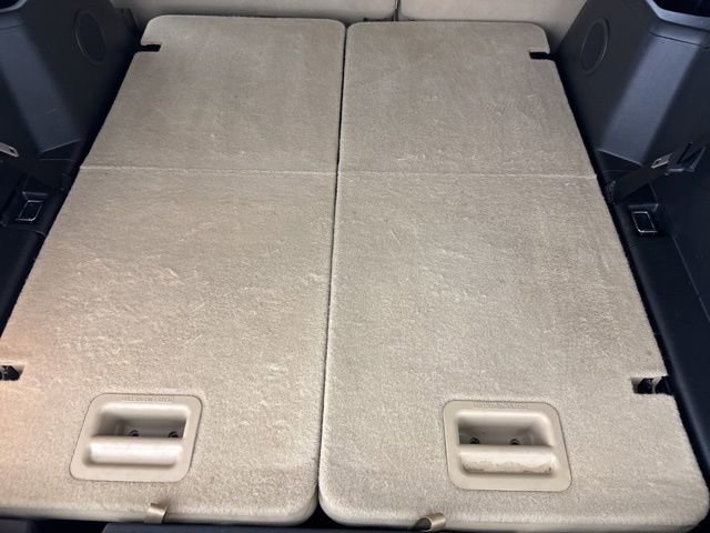 Used 2016 Ford Explorer XLT w/ Equipment Group 202A image 28