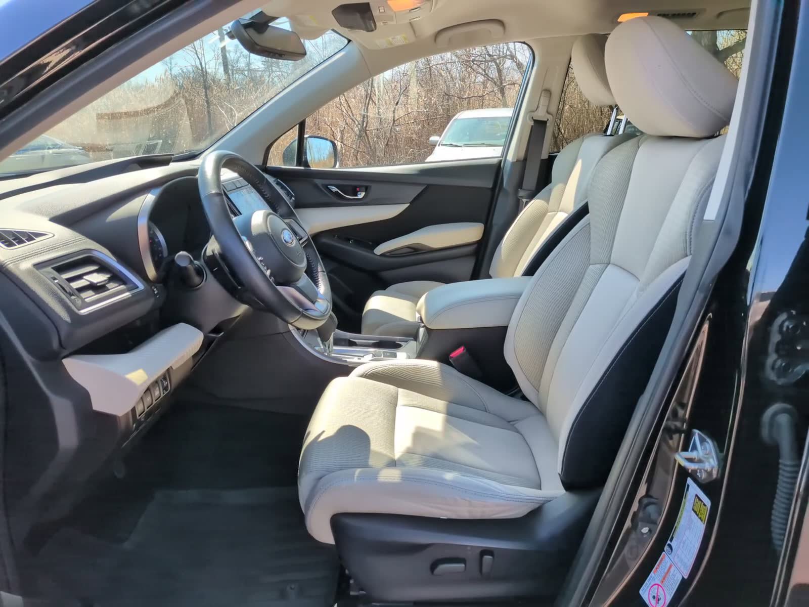 Used 2020 Subaru Ascent Premium w/ Convenience Package image 17