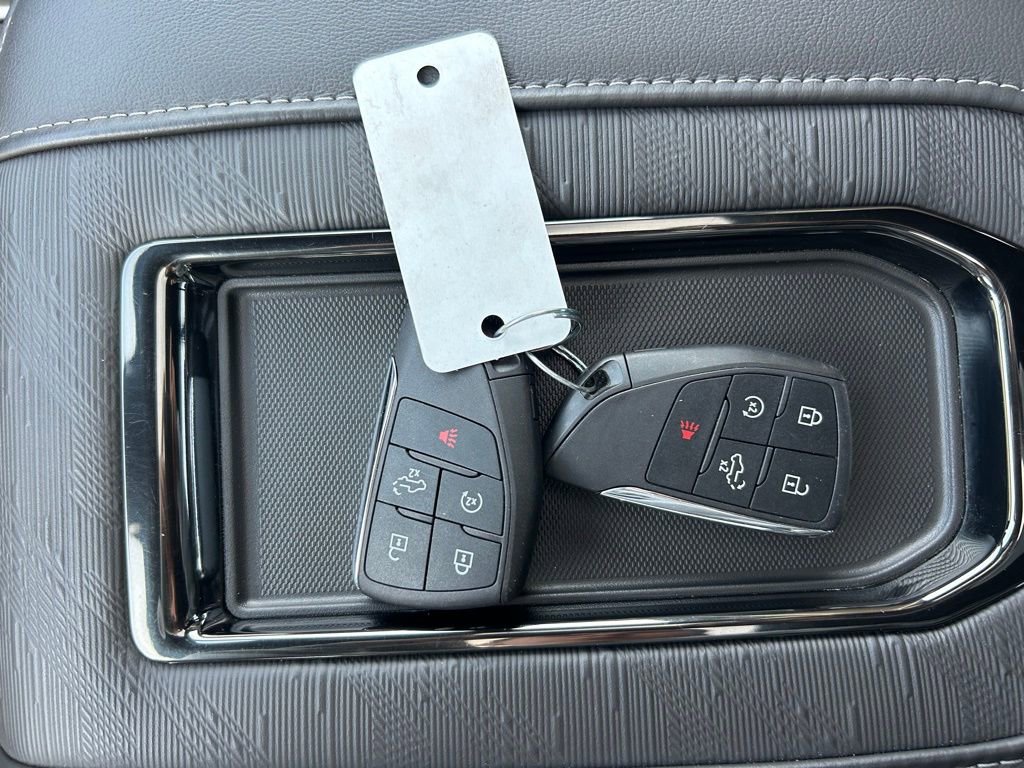 Used 2022 GMC Sierra 1500 AT4X image 30