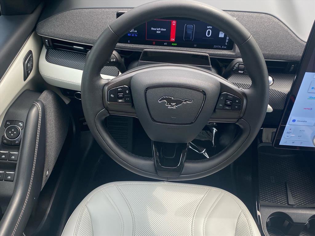 Used 2023 Ford Mustang Mach-E Premium image 6