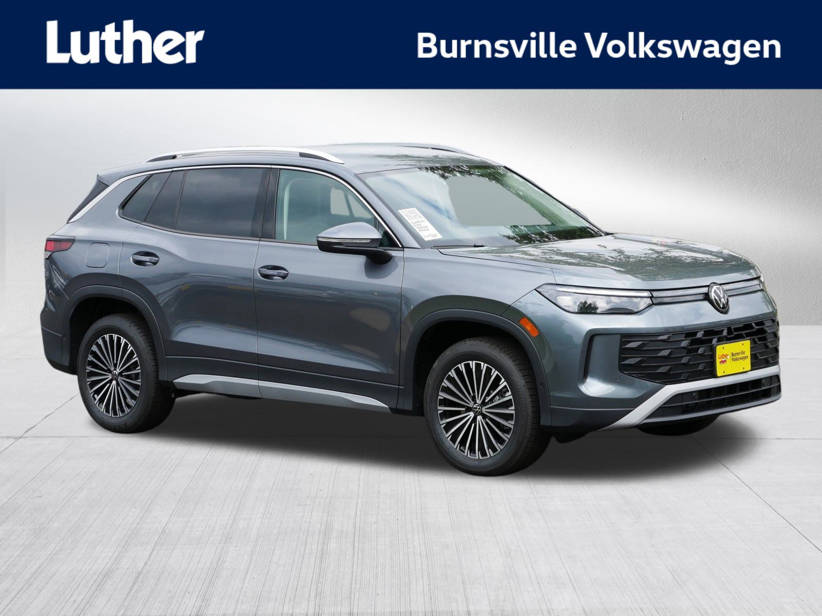 New 2025 Volkswagen Tiguan S