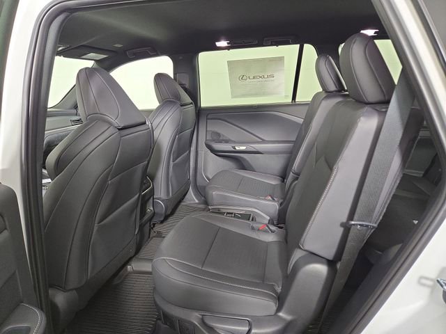 New 2026 Lexus TX 500h AWD image 15