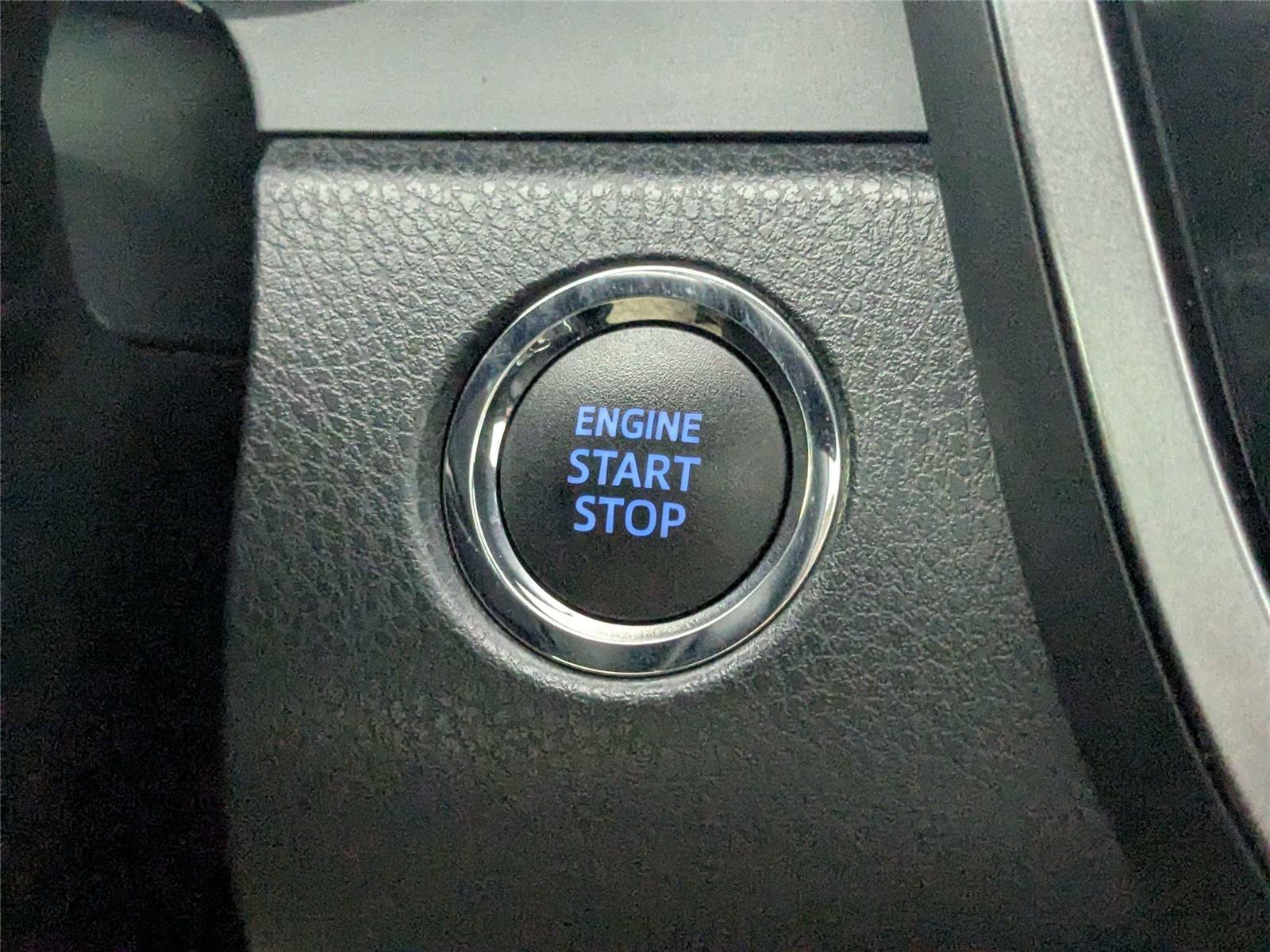 Certified 2020 Toyota Camry XSE FWD image 29