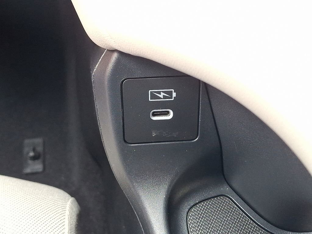 Used 2024 Honda HR-V LX image 23