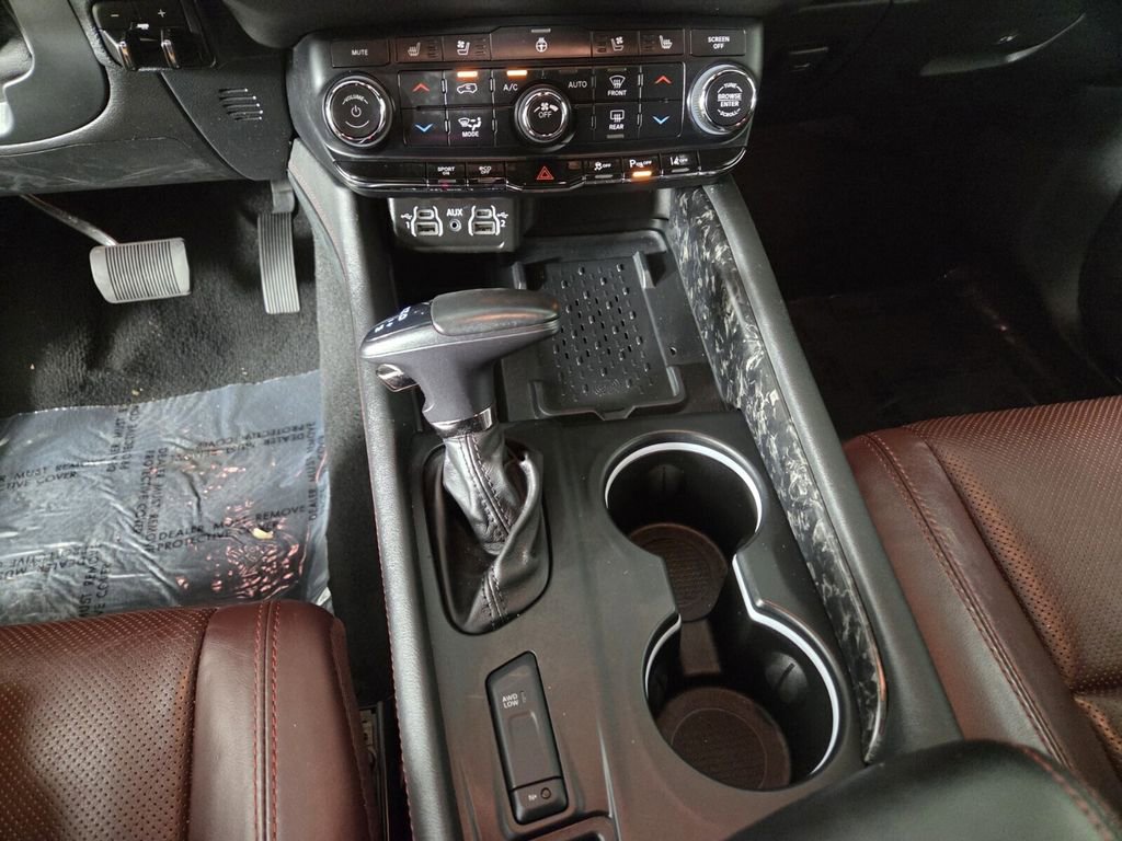 Certified 2025 Dodge Durango R/T image 21