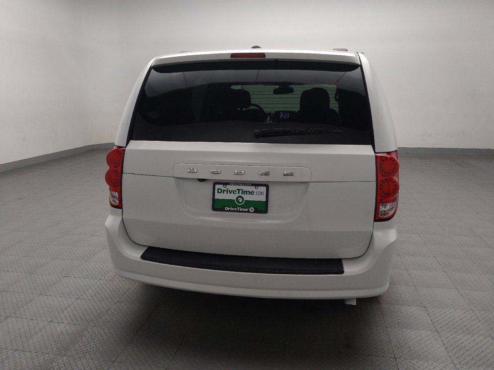 Used 2020 Dodge Grand Caravan SE FWD image 7