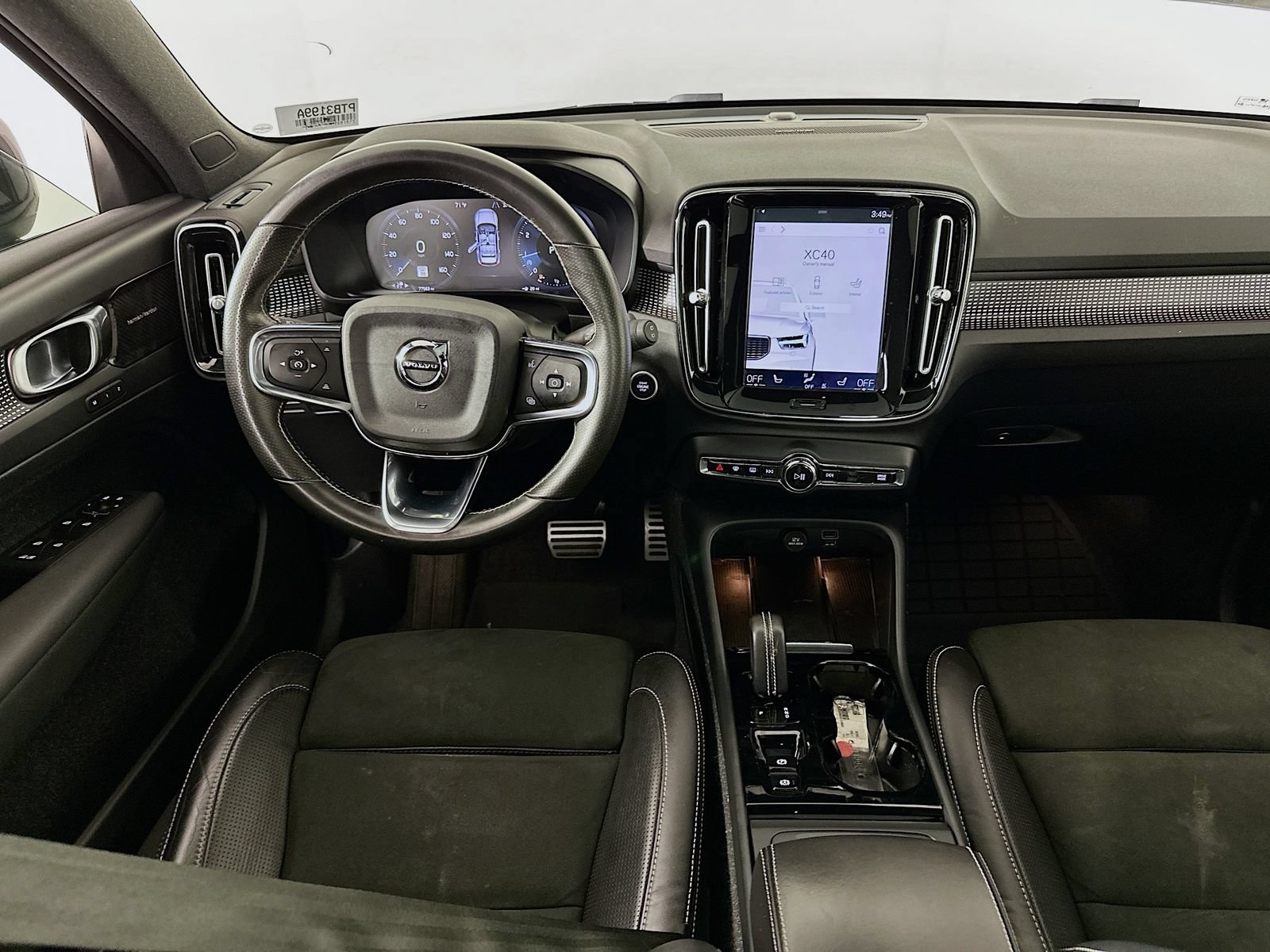 Used 2021 Volvo XC40 T5 R-Design w/ Advanced Package AWD/4WD image 23