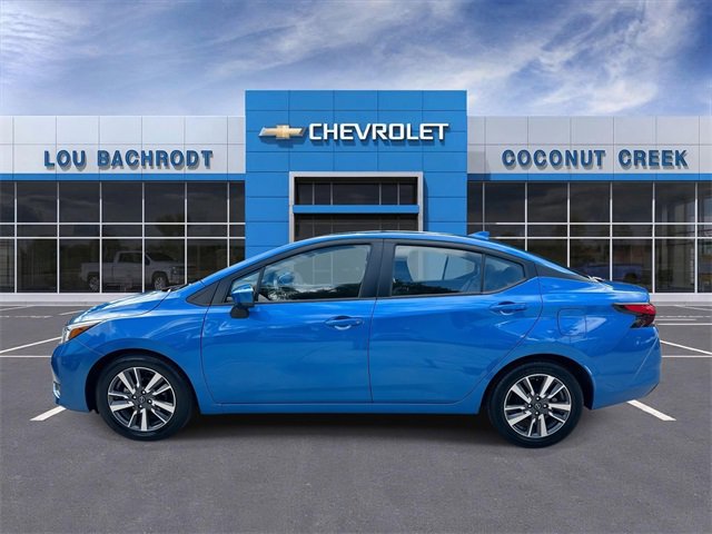 Used 2023 Nissan Versa SV image 5