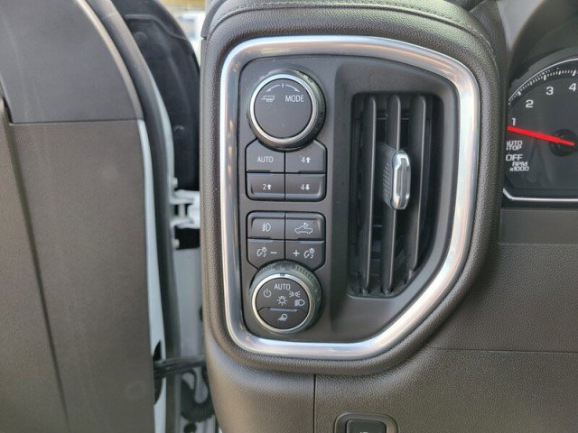 Used 2022 Chevrolet Silverado 1500 LTZ image 14