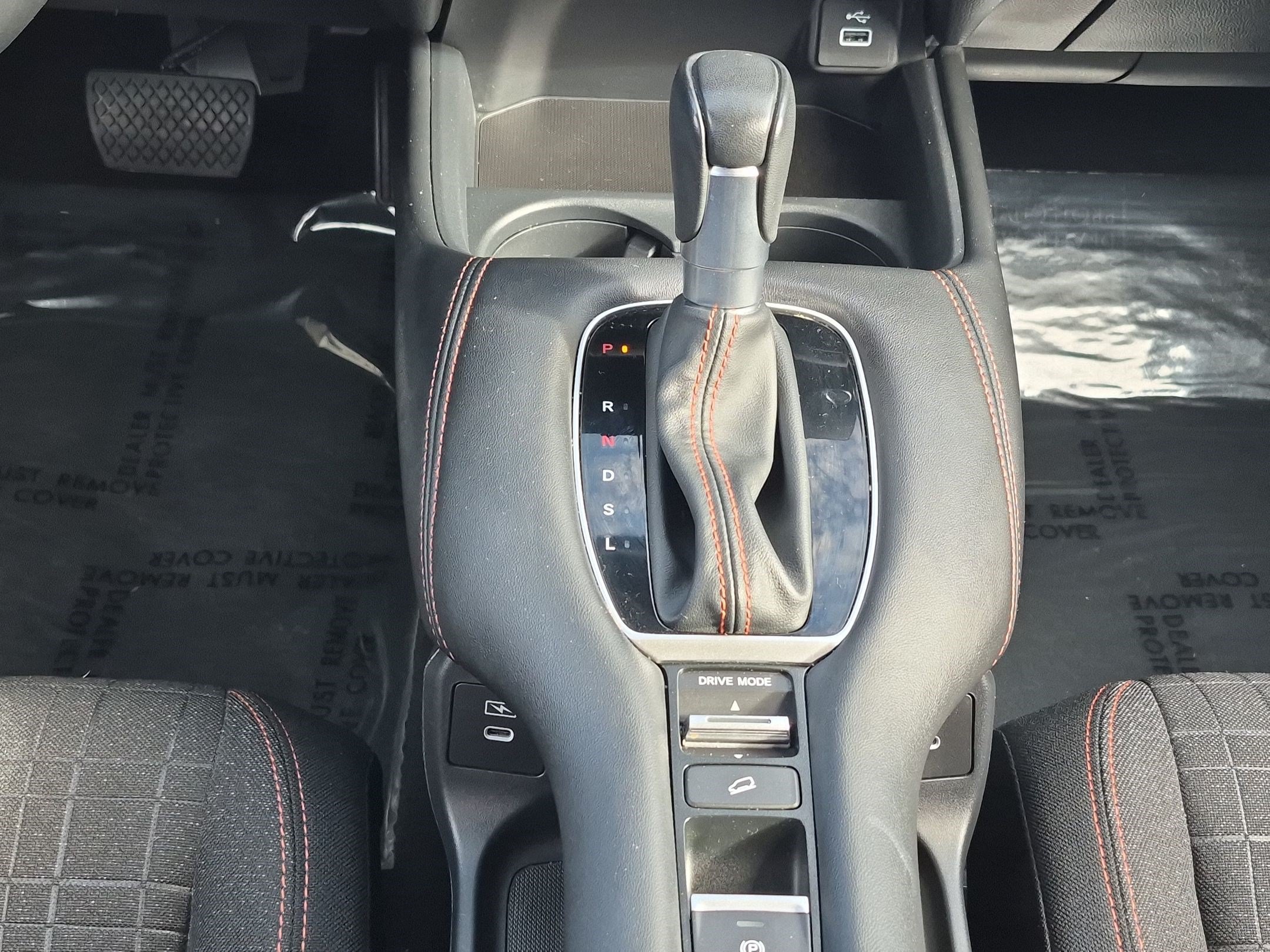 Certified 2025 Honda HR-V Sport image 25