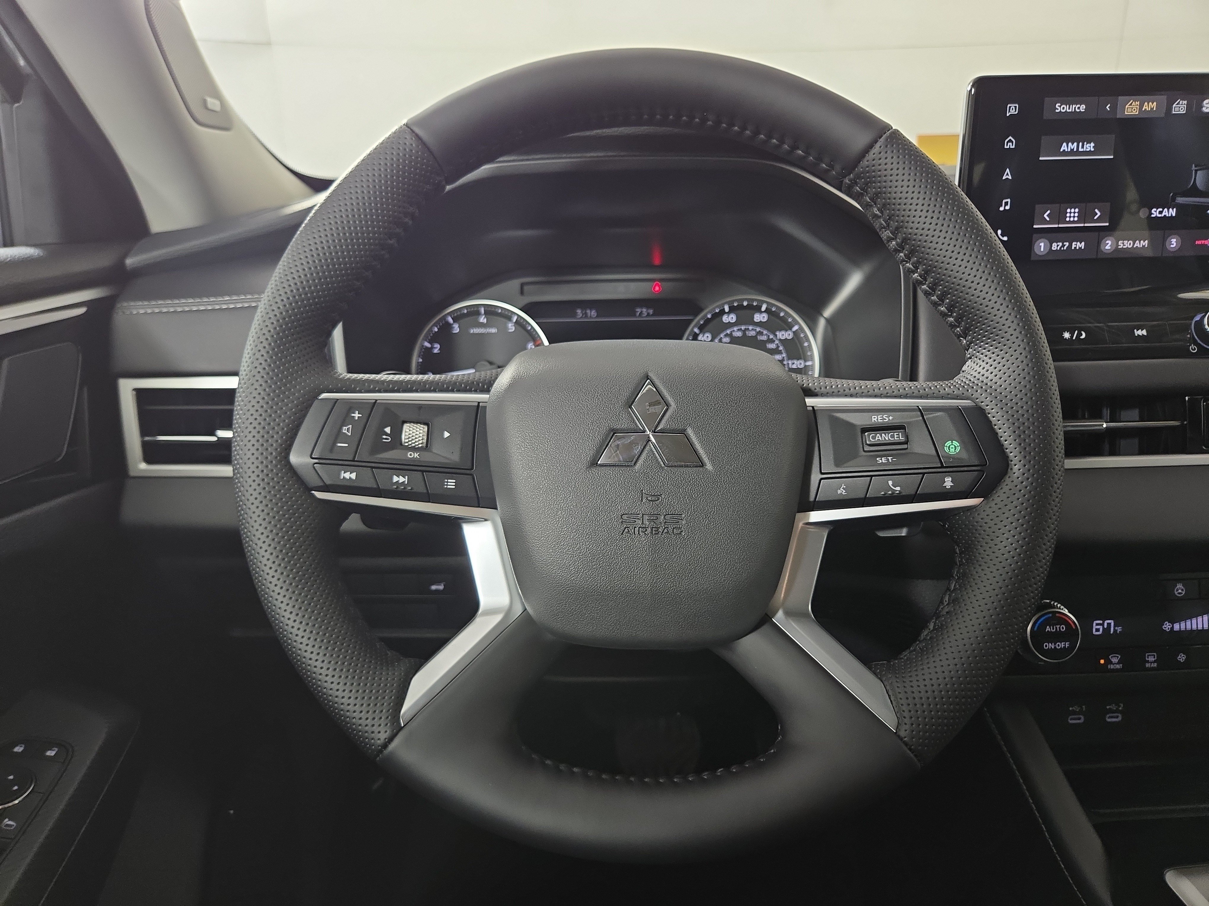 New 2026 Mitsubishi Outlander SE AWD/4WD image 14