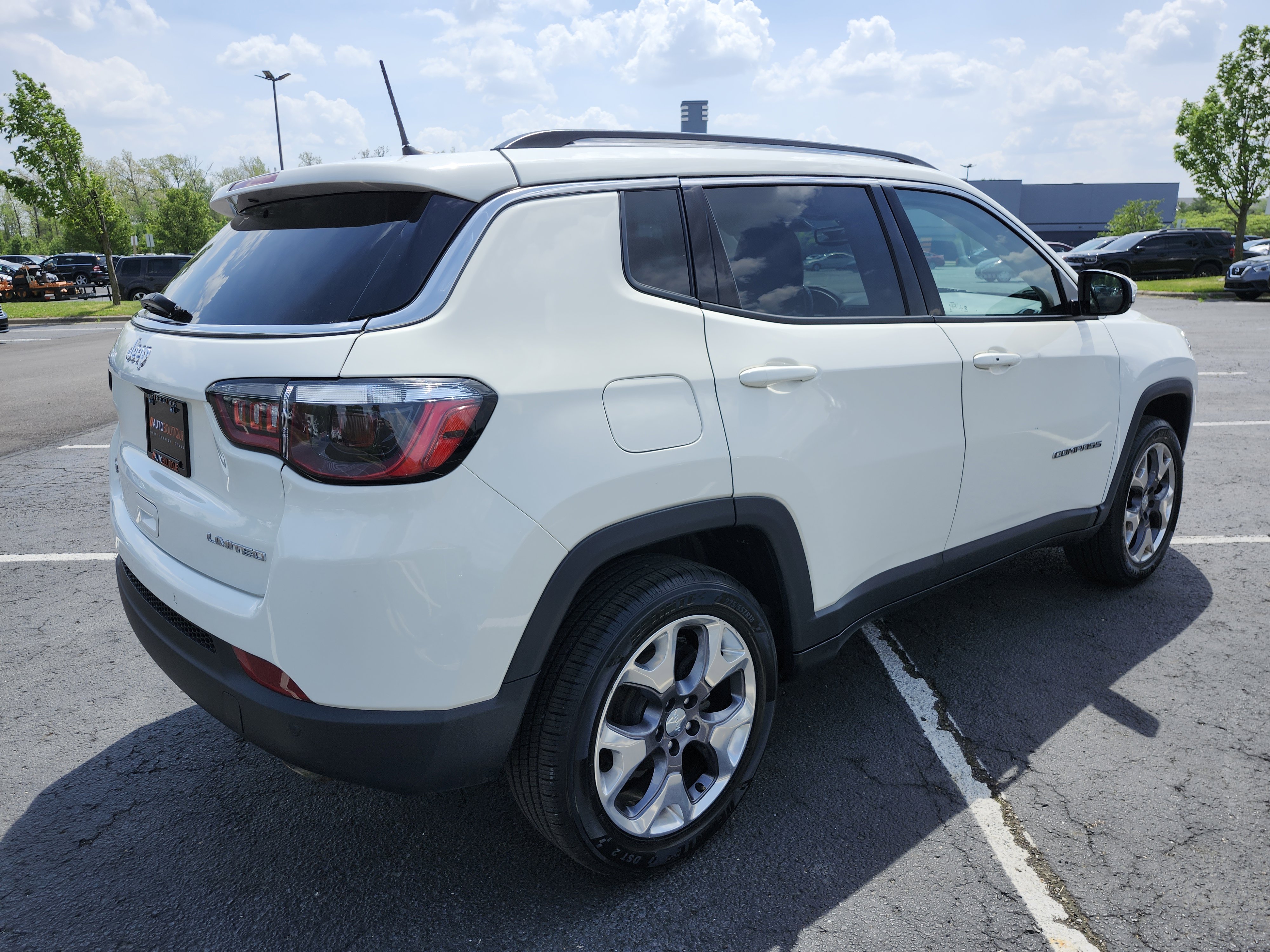 Used 2021 Jeep Compass Limited AWD/4WD image 17