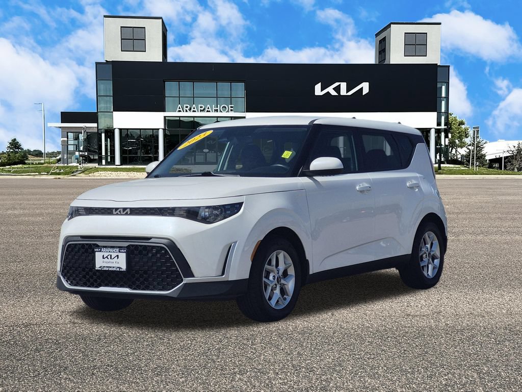 Certified 2023 Kia Soul S FWD image 5