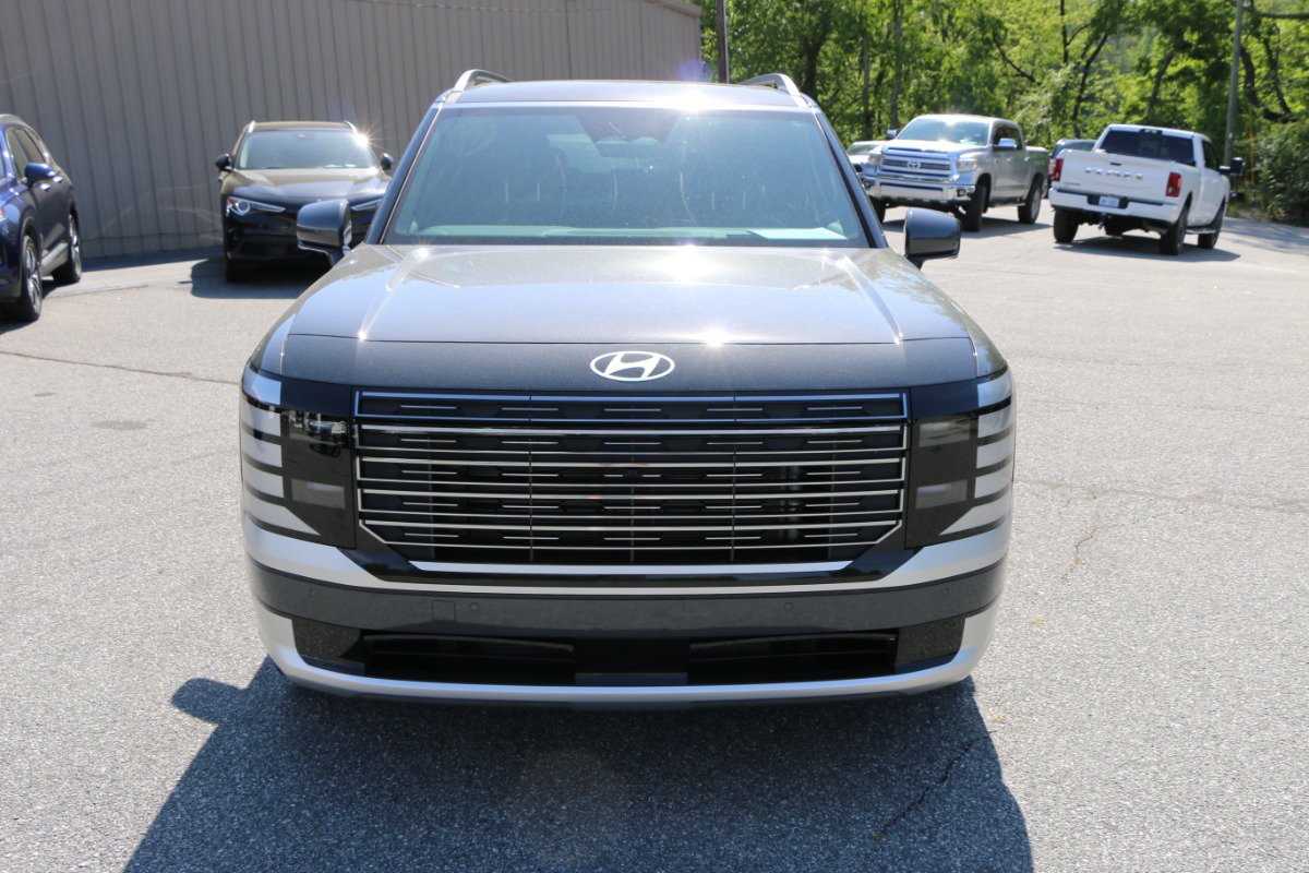 Used 2026 Hyundai Palisade Calligraphy FWD image 11