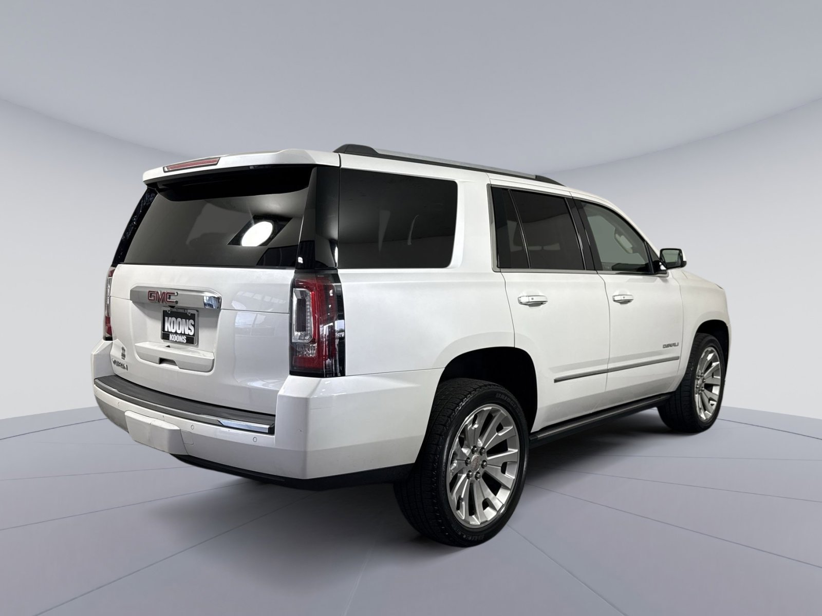 Used 2018 GMC Yukon Denali w/ Open Road Package AWD/4WD image 7