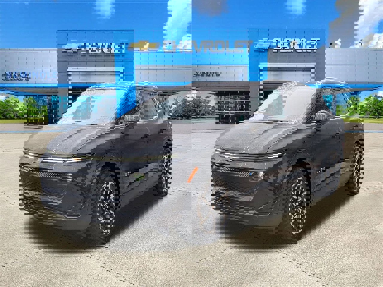 New 2026 Chevrolet Equinox EV LT image 2