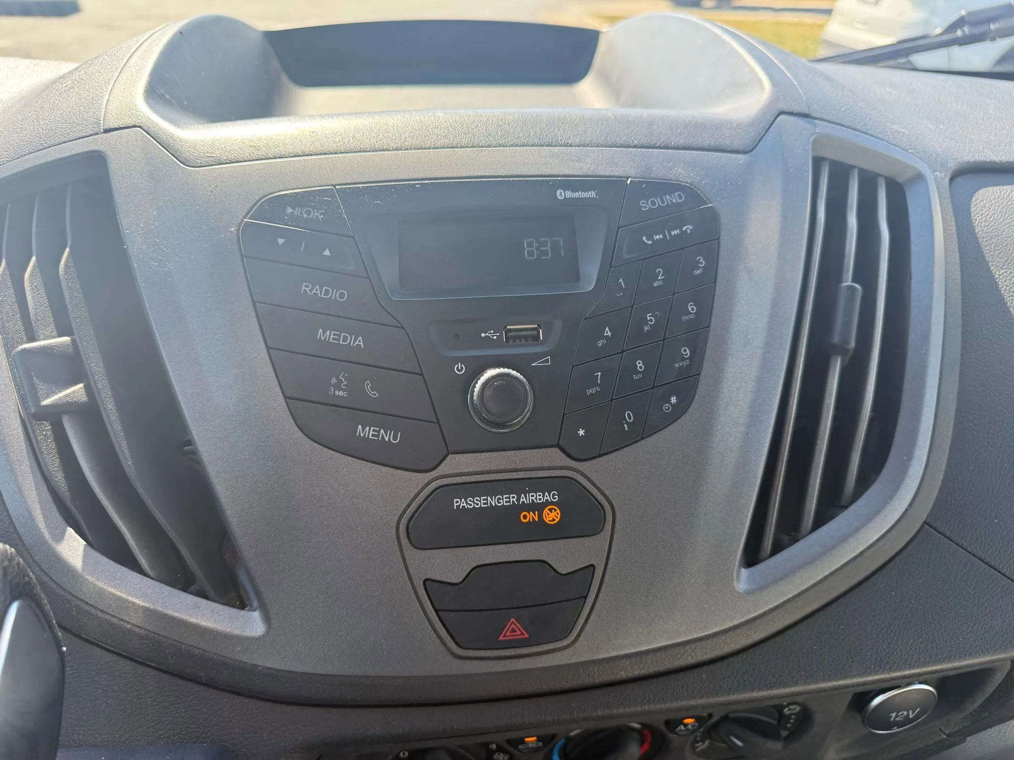 Used 2019 Ford Transit 250 148 High Roof Extended image 12