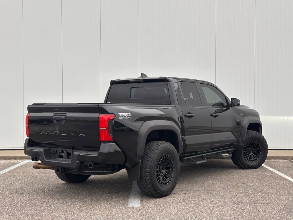 Used 2024 Toyota Tacoma TRD Off-Road w/ TRD Off Road Premium Package AWD/4WD image 5