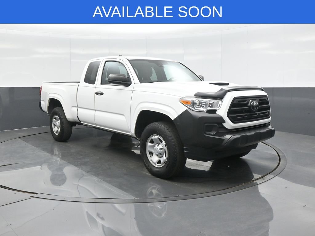 Used 2019 Toyota Tacoma SR image 1