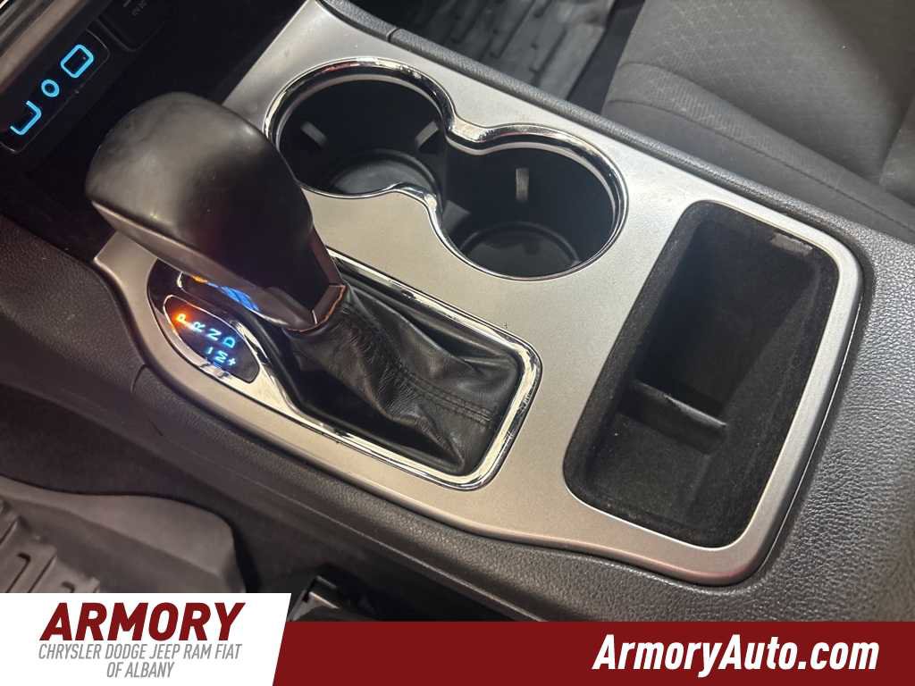 Used 2020 Jeep Grand Cherokee Laredo w/ 18" Wheel & 8.4" Radio Group image 20