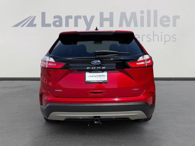 Certified 2023 Ford Edge SEL w/ Convenience Package AWD/4WD image 4