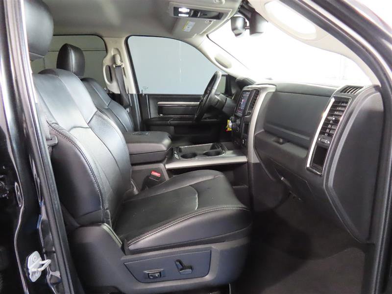 Used 2018 RAM 1500 Sport image 33