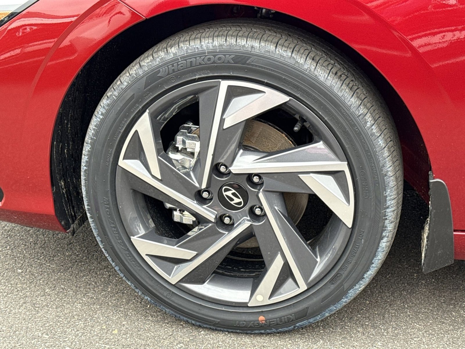 New 2026 Hyundai Elantra Limited image 12