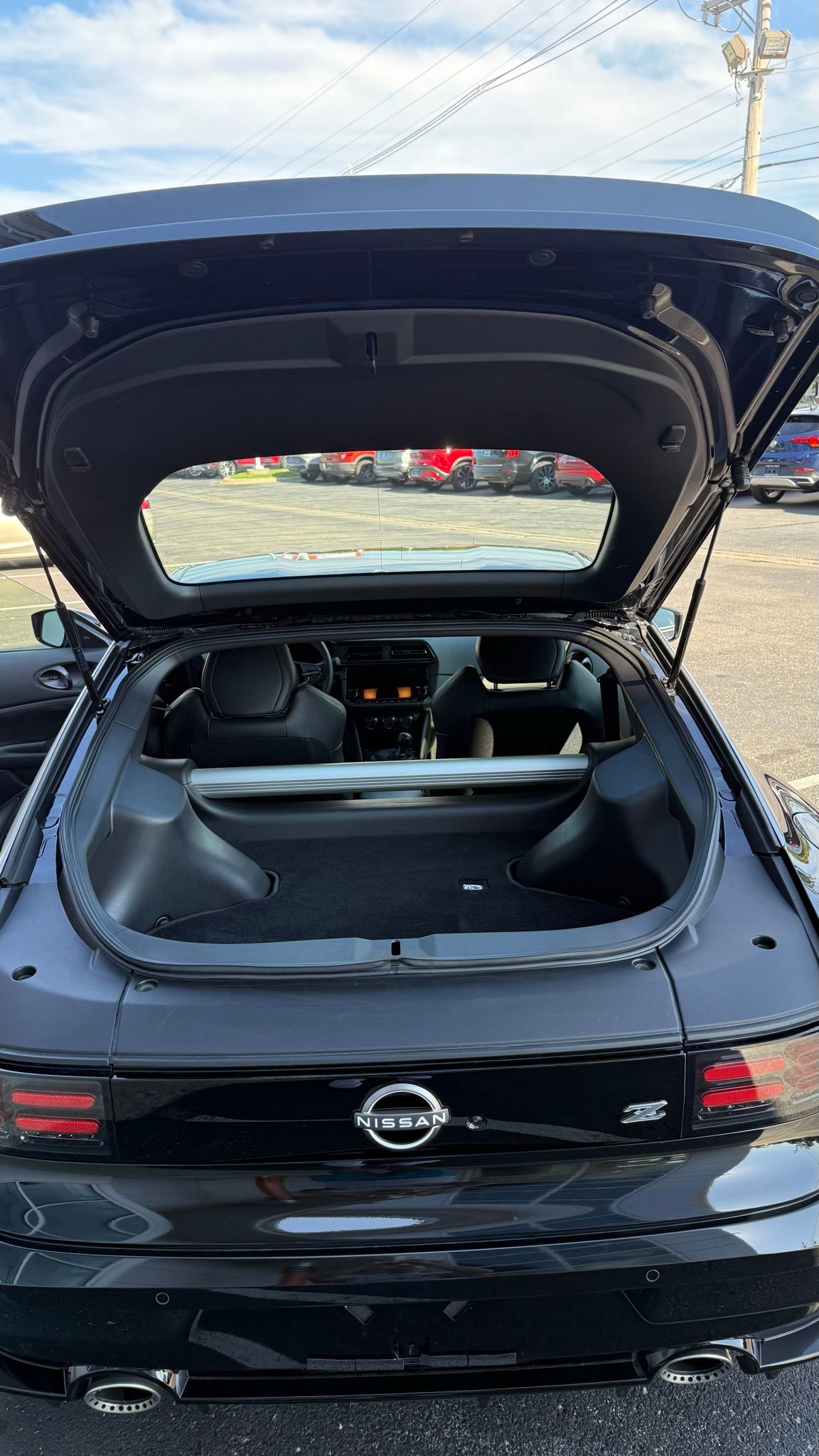 Used 2024 Nissan Z Performance w/ Floor Mat Package image 18