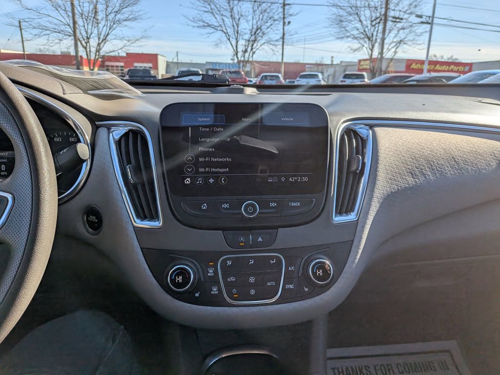 Used 2020 Chevrolet Malibu LT image 21