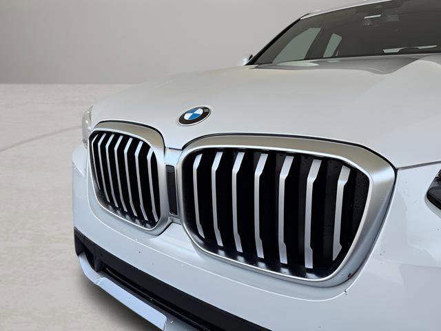 Used 2023 BMW X3 sDrive30i w/ Premium Package w/ZPA image 2