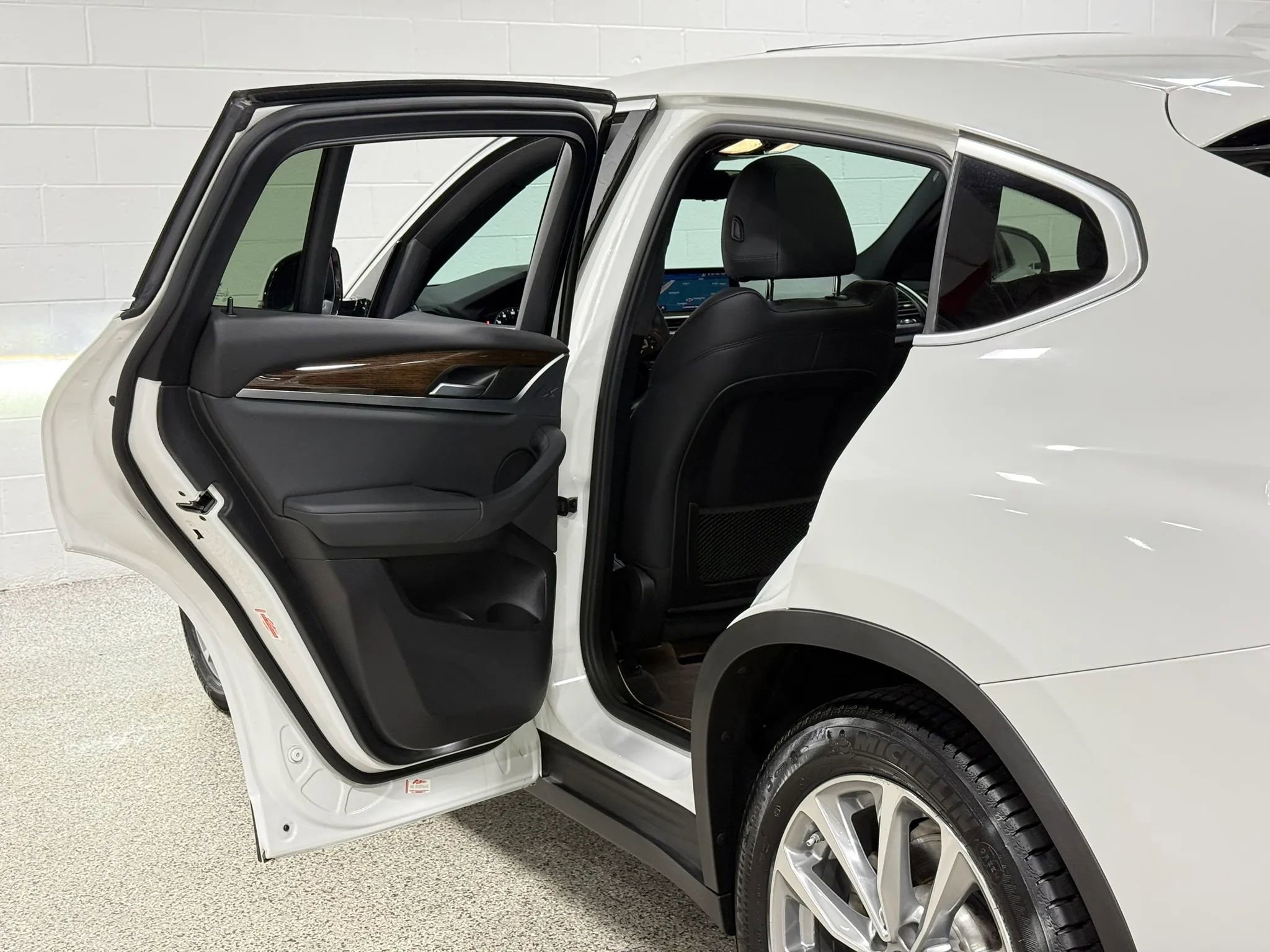 Used 2019 BMW X4 xDrive30i AWD/4WD image 65