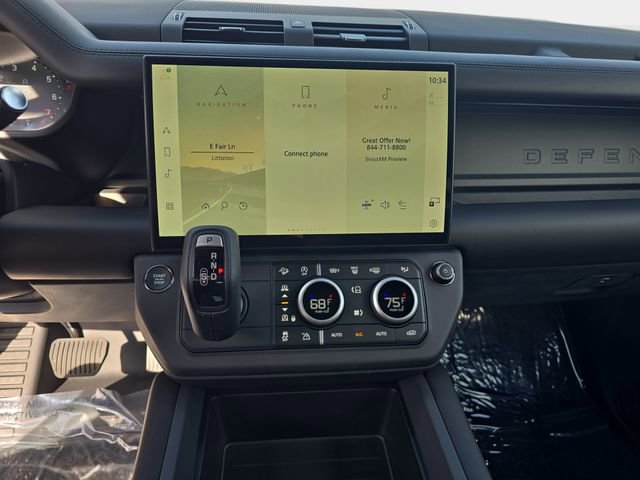 New 2026 Land Rover Defender 130 X-Dynamic SE image 13