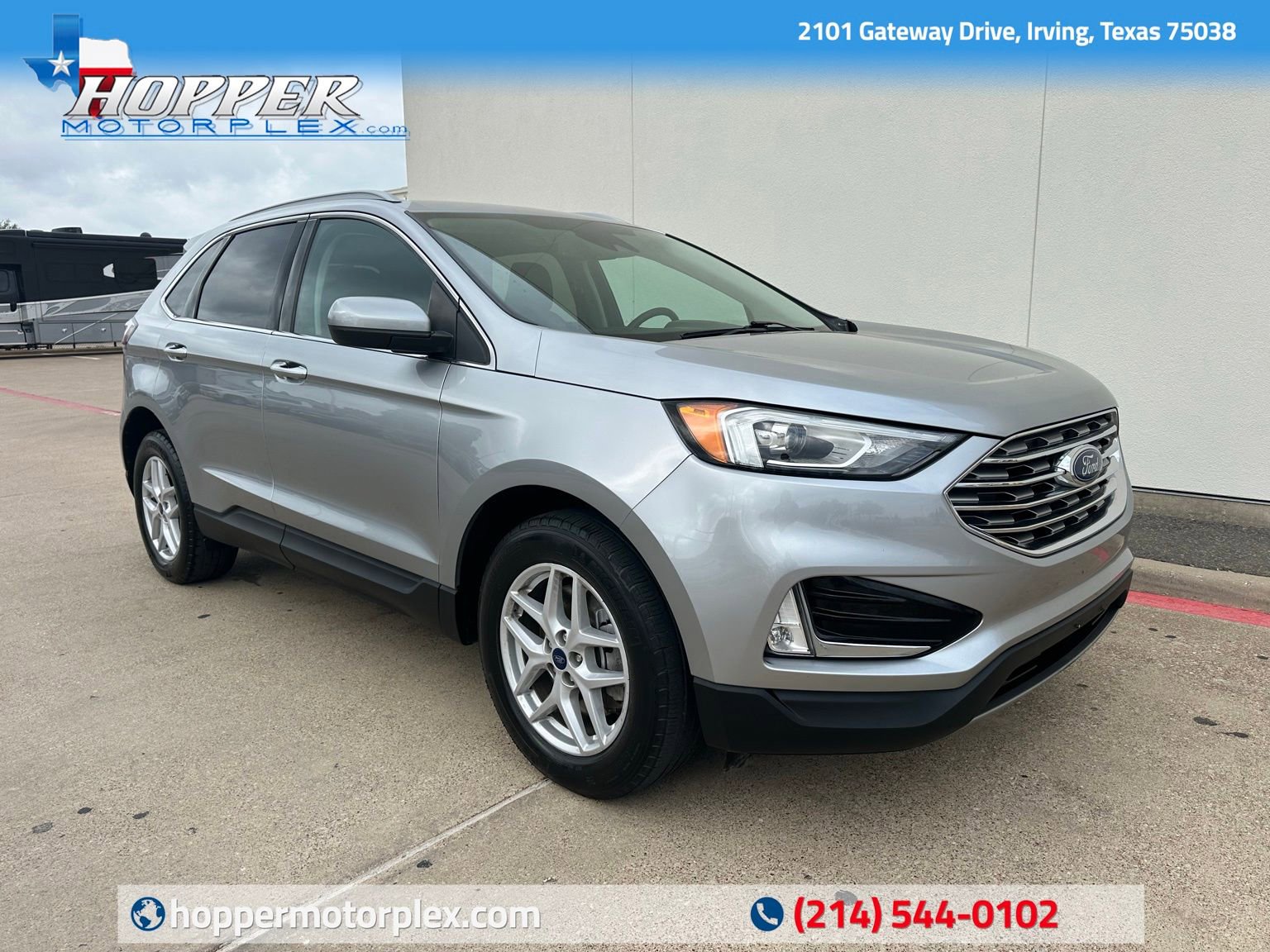 Used 2017 Ford Escape SE w/ Equipment Group 201A AWD/4WD image 1