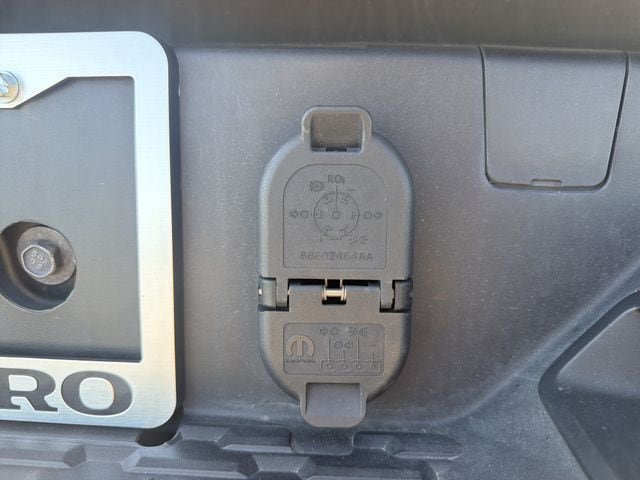 Used 2025 RAM 1500 Laramie AWD/4WD image 20