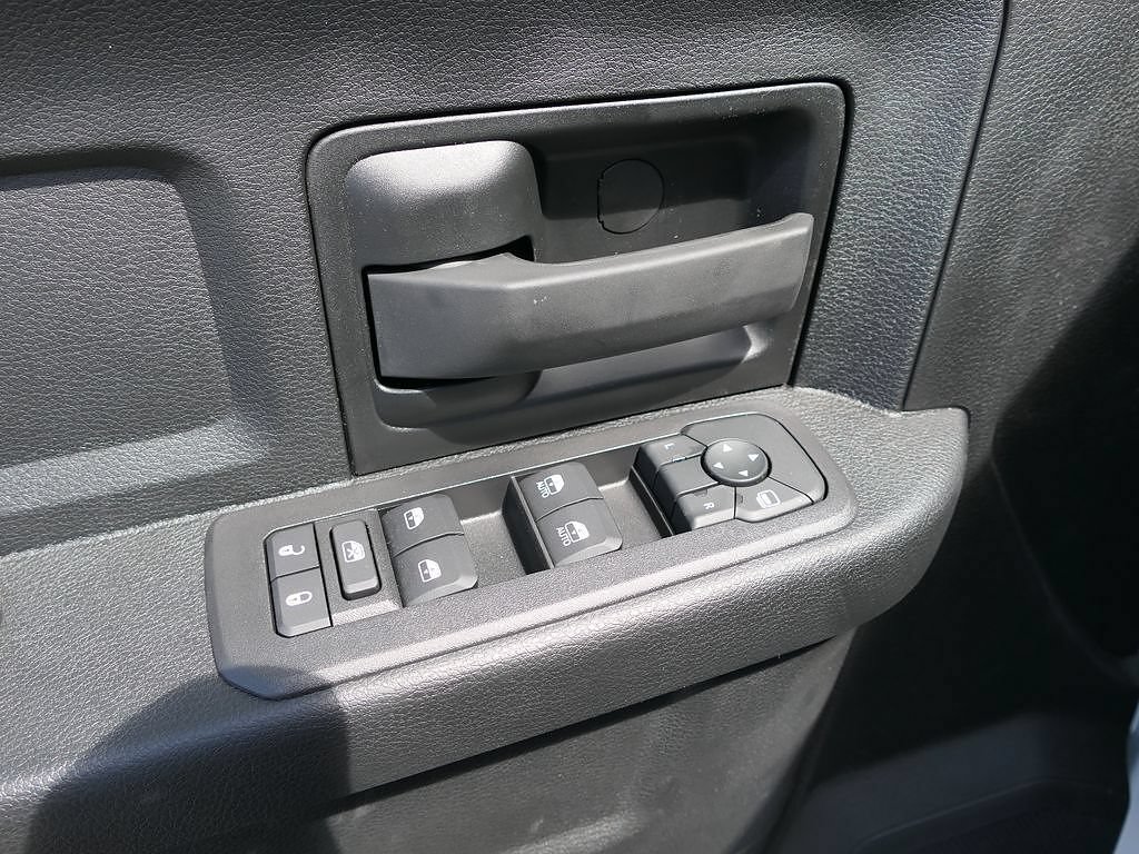 New 2026 RAM 3500 Tradesman AWD/4WD image 11