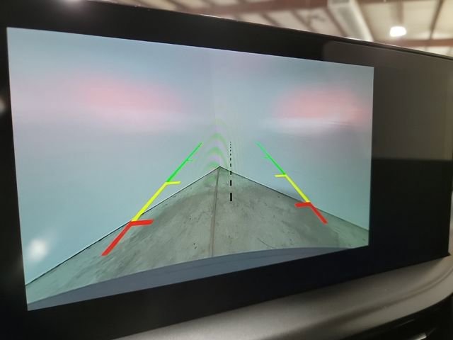 New 2025 Ford Escape SE w/ Class II Trailer Tow Package image 17