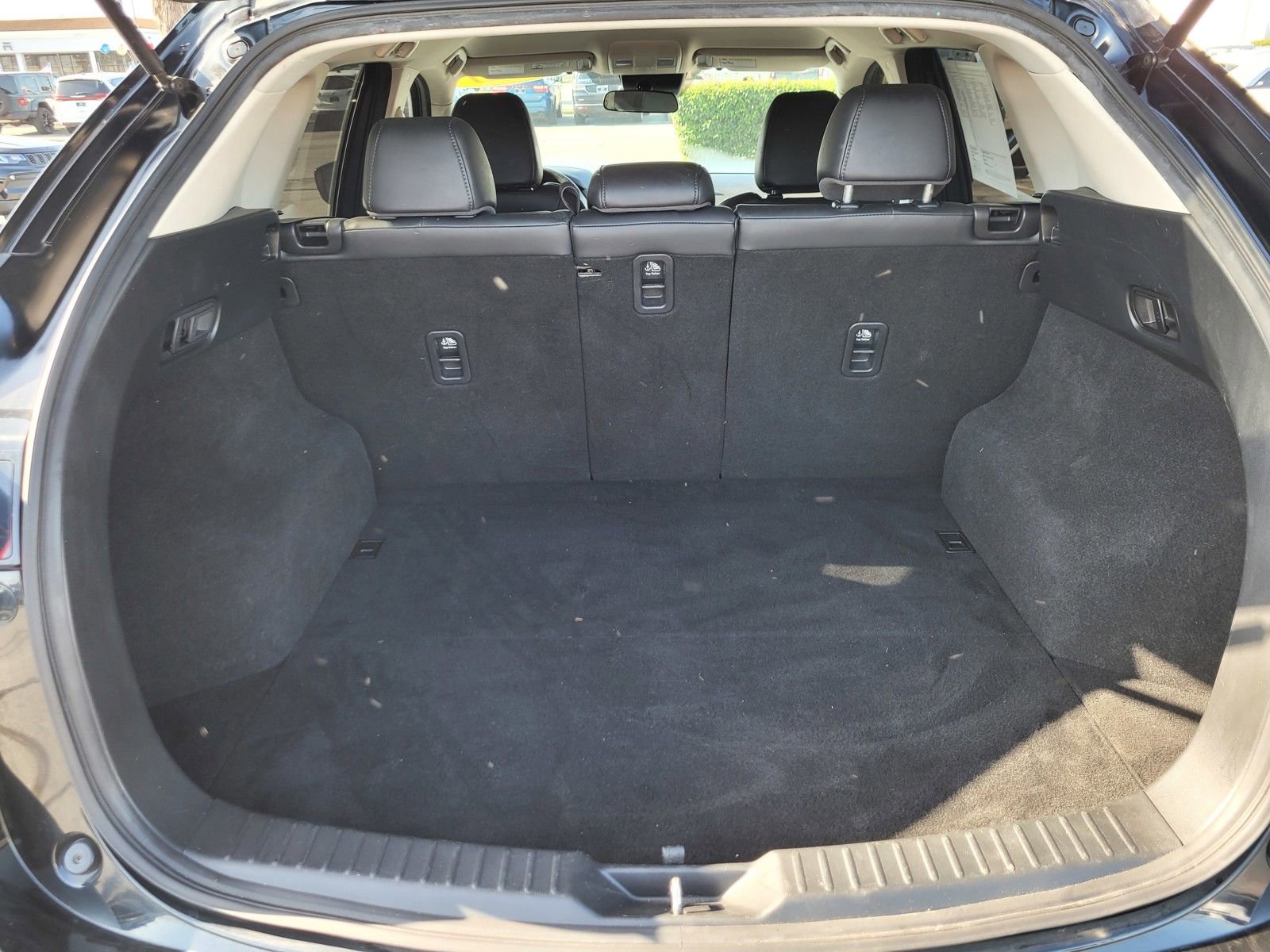 Used 2021 MAZDA CX-5 Touring FWD image 10