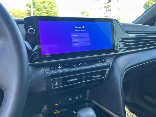 Used 2025 Toyota Camry XSE FWD image 22