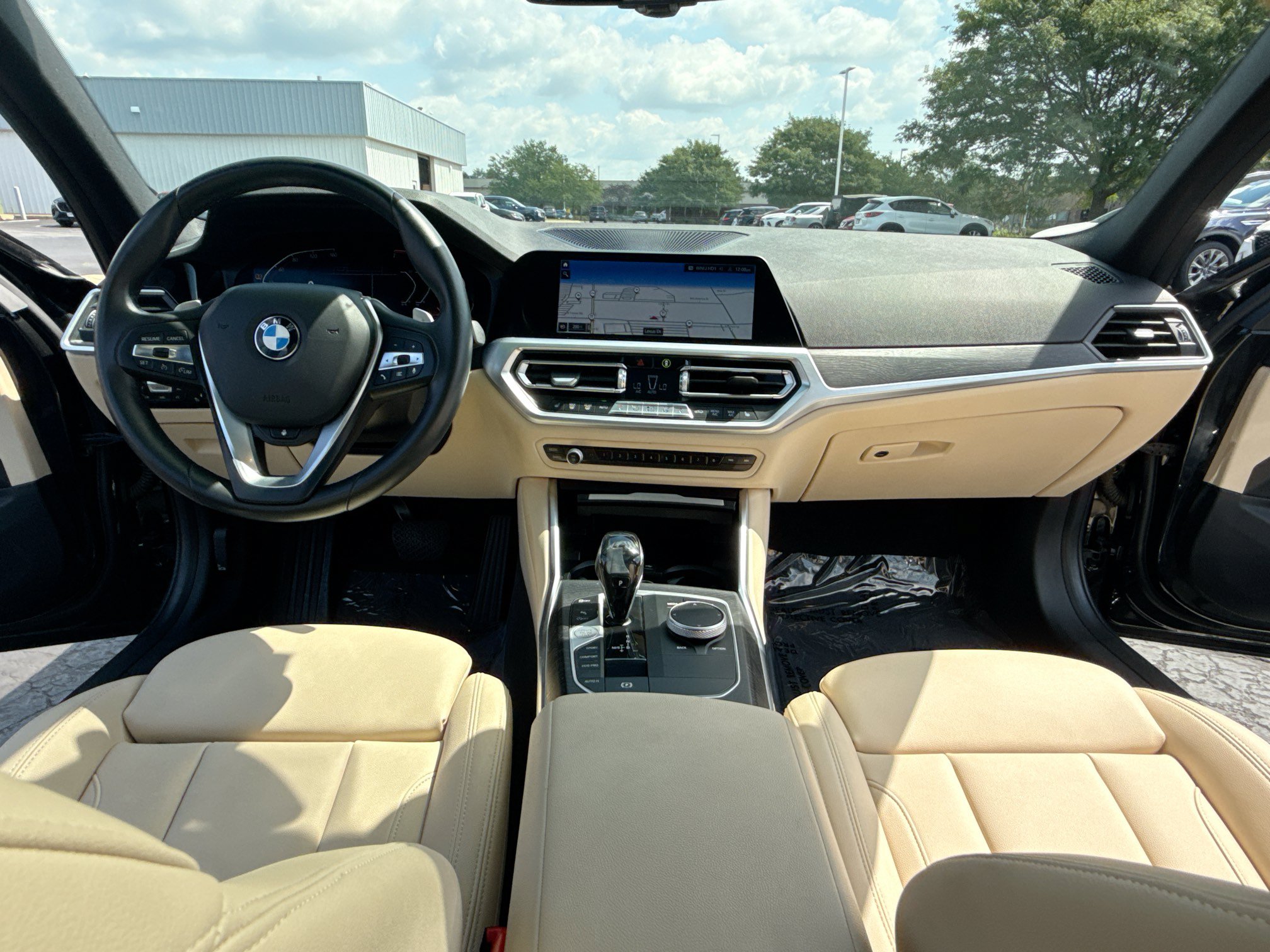 Used 2021 BMW 330i xDrive Sedan AWD/4WD image 15