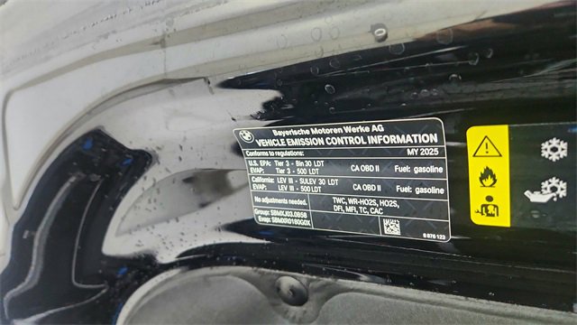 Used 2025 BMW X5 sDrive40i w/ M Sport Package image 69