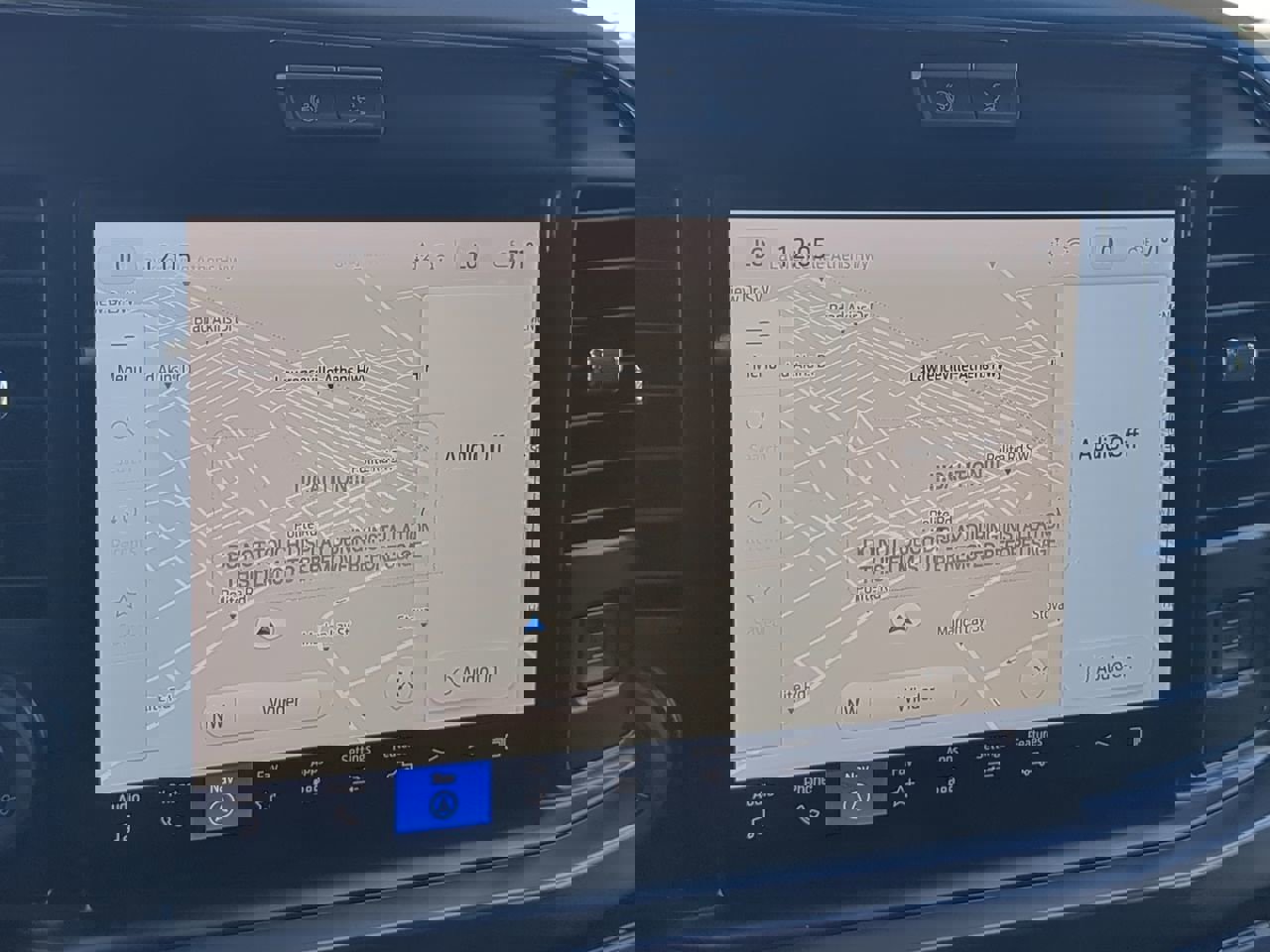 New 2026 Ford F250 Lariat w/ Black Appearance Package image 19