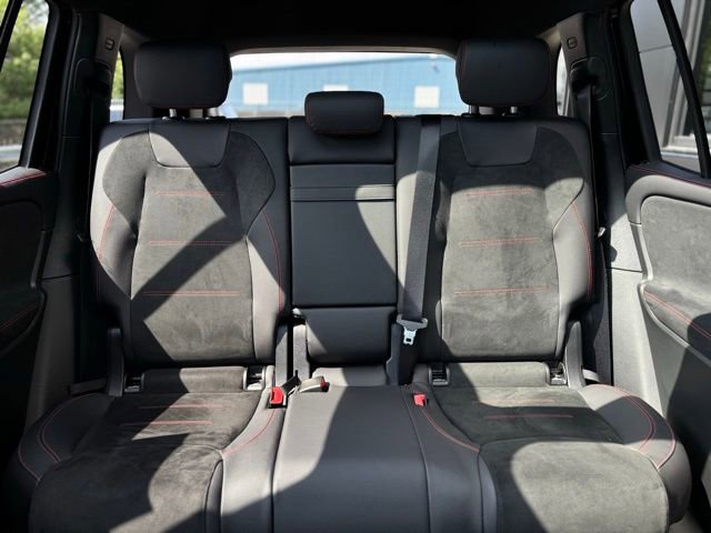 Used 2026 Mercedes-Benz GLB 250 4MATIC image 54