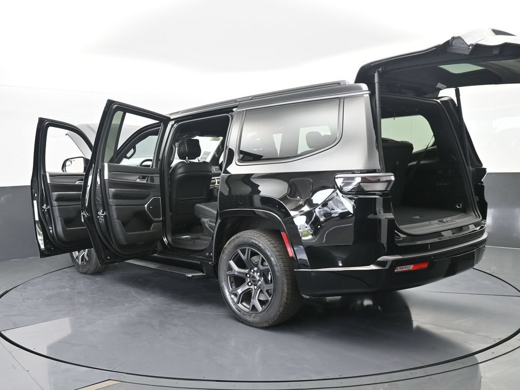 New 2026 Jeep Grand Wagoneer Limited AWD/4WD image 74