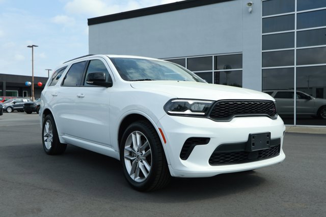 Certified 2024 Dodge Durango GT image 3